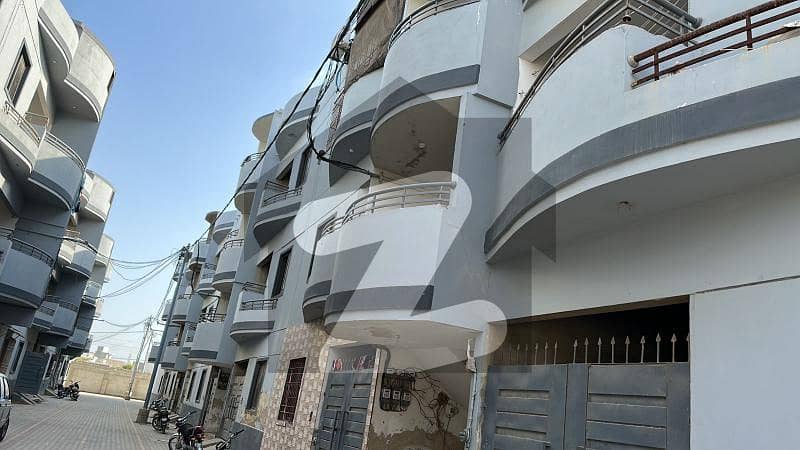 گلشنِ معمار گداپ ٹاؤن کراچی میں 2 کمروں کا 5 مرلہ بالائی پورشن 65 لاکھ میں برائے فروخت۔