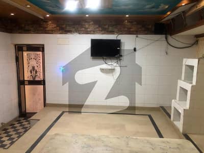 10 Marla Independent House Available For Rent In Model Town