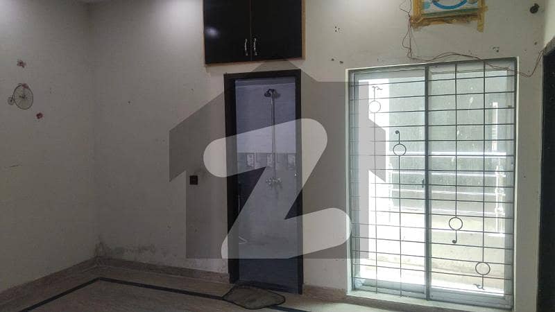 بیدیاں روڈ لاہور میں 3 کمروں کا 5 مرلہ مکان 35.0 ہزار میں کرایہ پر دستیاب ہے۔