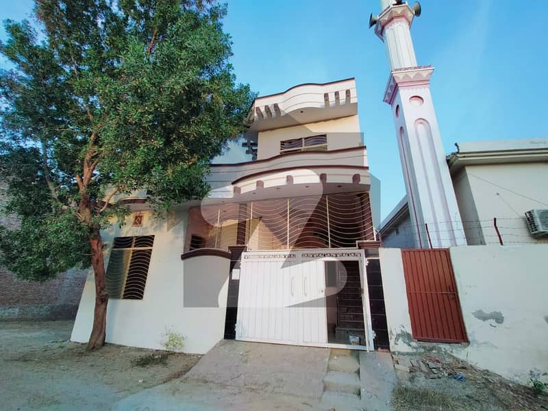 خیابان علی ہاؤسنگ سوسائٹی بہاولپور میں 2 کمروں کا 5 مرلہ مکان 60 لاکھ میں برائے فروخت۔