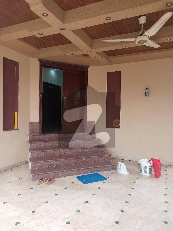 1 KANAL OUTCLASS HOUSE FOR RENT IN DHA PHASE 5