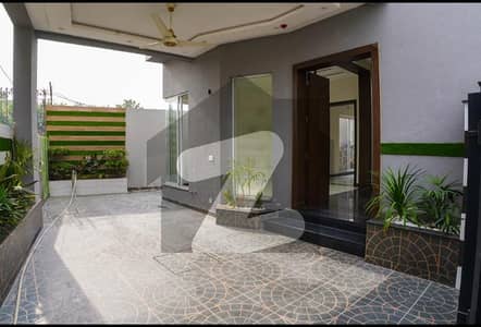 1800 Square Feet House Available For Sale In Dha Phase 3