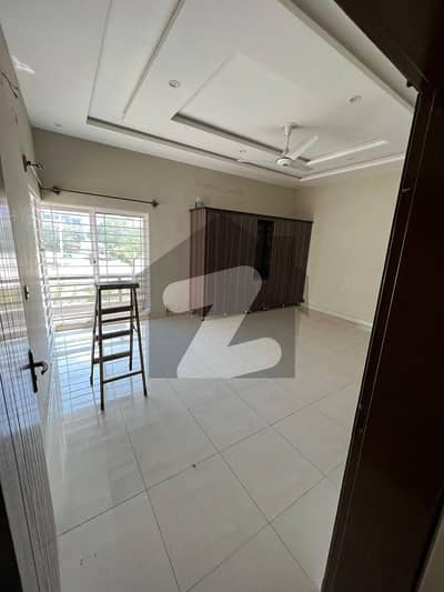 A 18 Marla Upper Portion In Rawalpindi Is On The Market For rent