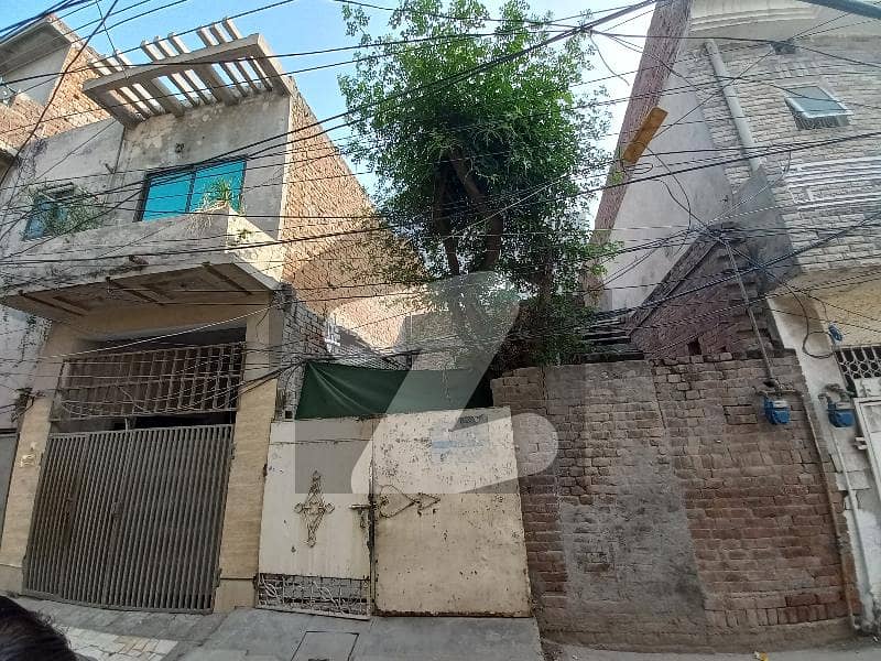 علامہ اقبال ٹاؤن لاہور میں 5 مرلہ رہائشی پلاٹ 1 کروڑ میں برائے فروخت۔