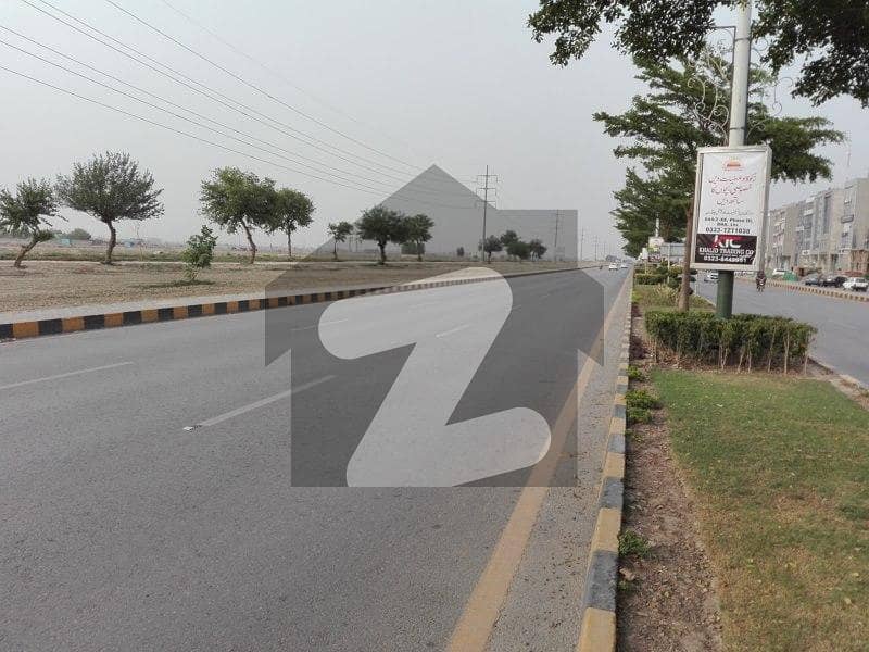 ڈی ایچ اے فیز 6 - بلاک ایم فیز 6 ڈیفنس (ڈی ایچ اے) لاہور میں 3 کمروں کا 1 کنال رہائشی پلاٹ 4.1 کروڑ میں برائے فروخت۔