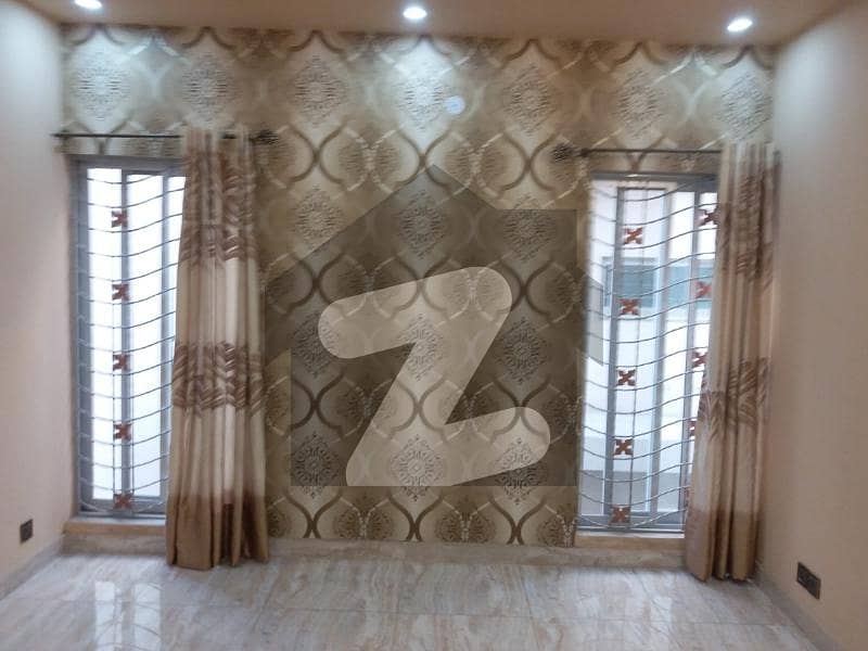 Studio Flat For Rent Available. . . Studio Flat For Rent Available. . .