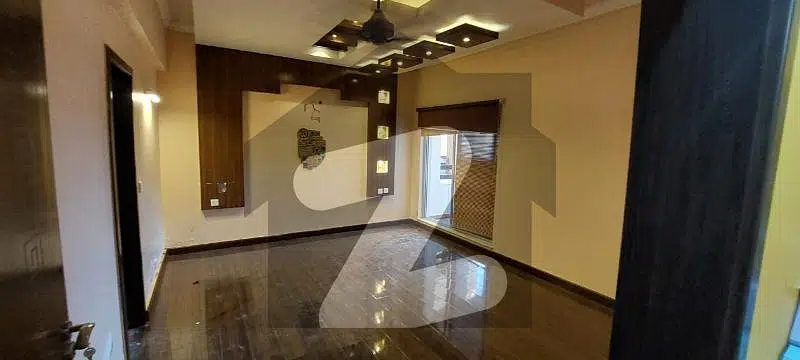 Bahria 2880 Sq feet Apartment in central Bahria Town Karachi: Precinct 19 Apartment's