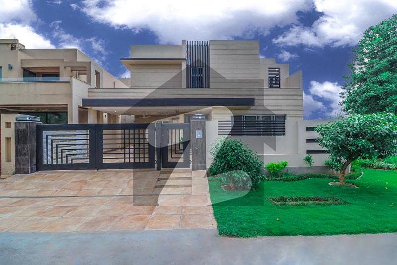 Brand New One Kanal Ultra Modern Bungalow Situated At Heart Of Phase 7 Near Golf Community
