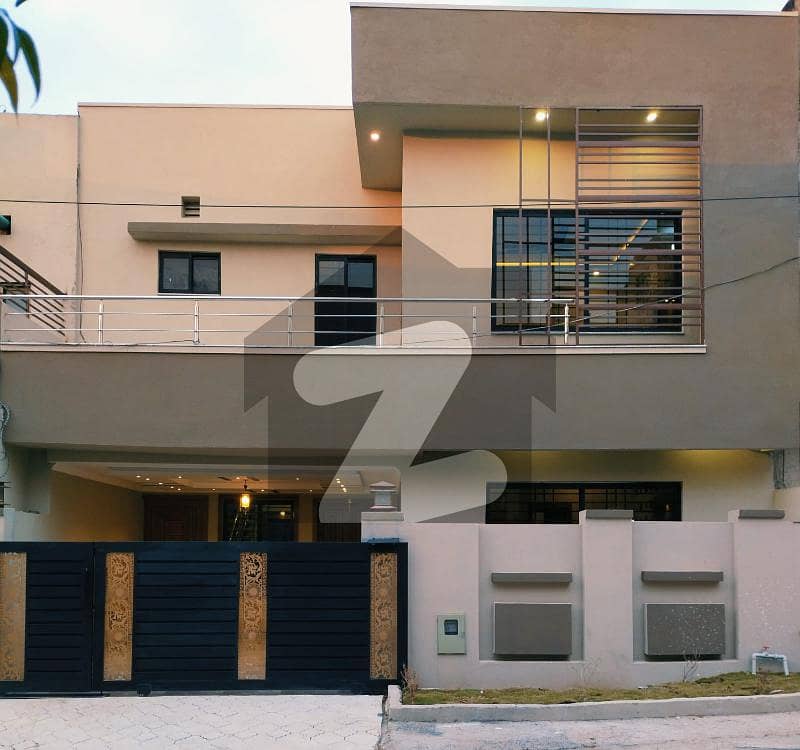 7 Marla House For rent In Bahria town phase 8 7 Marla House For rent In Bahria town phase 8