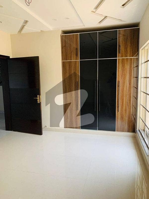 Beautiful Design Lower Portion Is Available For Rent In Lahore