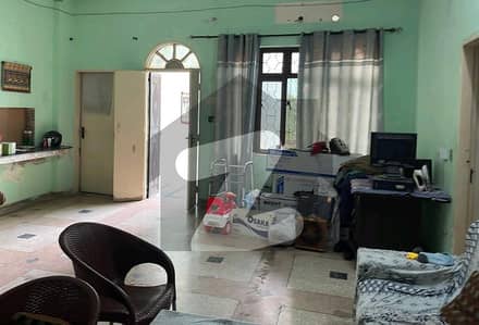 1 Kanal Lower Portion Up For rent In Marghzar Officers Colony