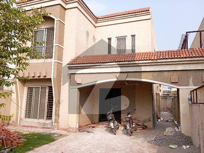 12 Marla House For Rent In Paragon City
