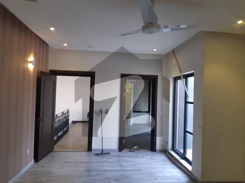 1 Kanal House Ideally Situated In Gulberg 3
