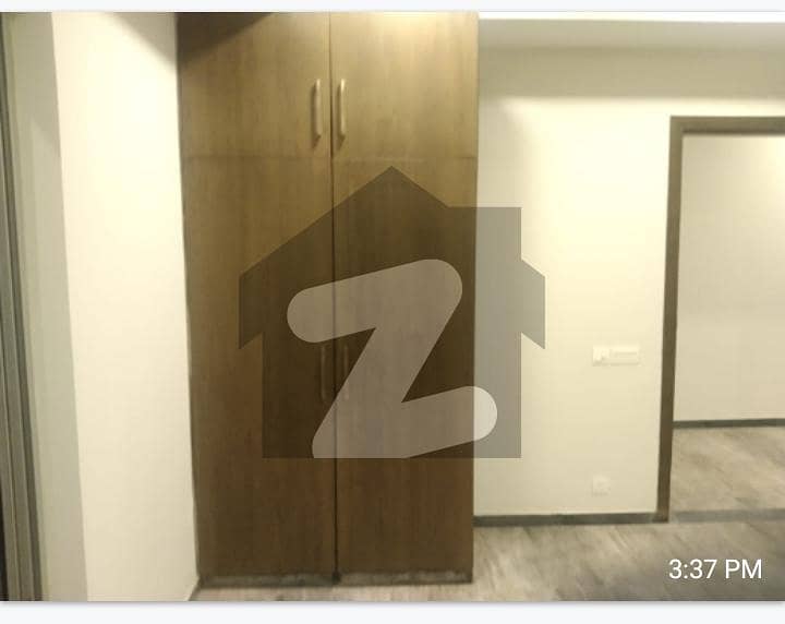 D-17 Block D Paradise Apartment 3 bed for sale