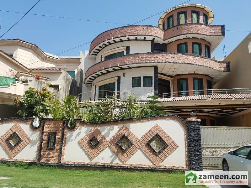 One Kanal Beautiful Constructed House For Sale In Green Avenue Society Park Road