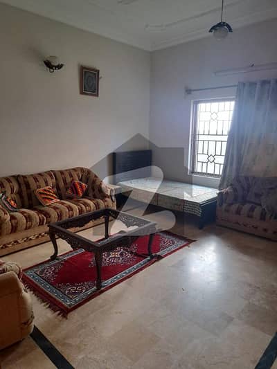 جناح آباد ایبٹ آباد میں 3 کمروں کا 10 مرلہ مکان 2.4 کروڑ میں برائے فروخت۔