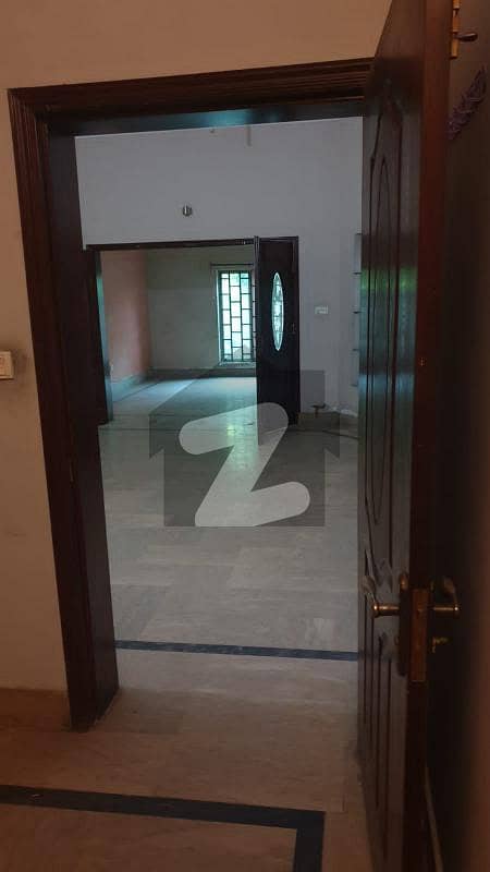 10 Marla Lower Portion For Rent In Aamir Town Near Canal Road