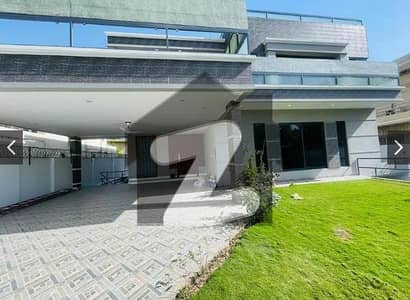 7 bedrooms house for rent