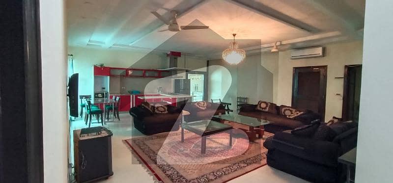 ایڈن سٹی ایڈن لاہور میں 6 کمروں کا 1 کنال مکان 5.3 کروڑ میں برائے فروخت۔