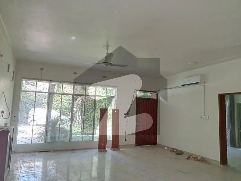 1 KANAL 10 MARLA HOUSE FOR RENT MAIN CANTT LAHORE