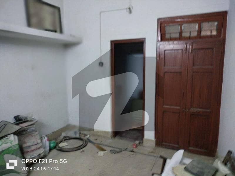 فیڈرل بی ایریا ۔ بلاک 20 فیڈرل بی ایریا کراچی میں 8 کمروں کا 5 مرلہ مکان 3.2 کروڑ میں برائے فروخت۔