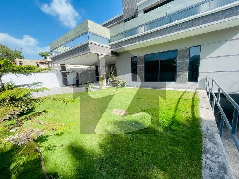 Brand New Luxury House On Extremely prime Location Available For Rent