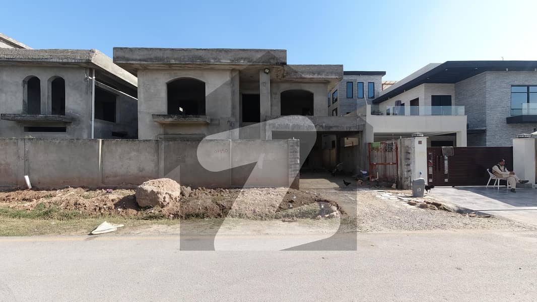 40x80 Gray structure House Available PHAF Officers Residencia, Kuri