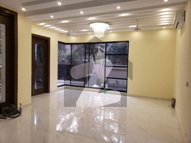 Spacious House Is Available In Gulberg For rent