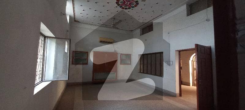Highly-Desirable Upper Portion Available In Garhi Shahu For Rent