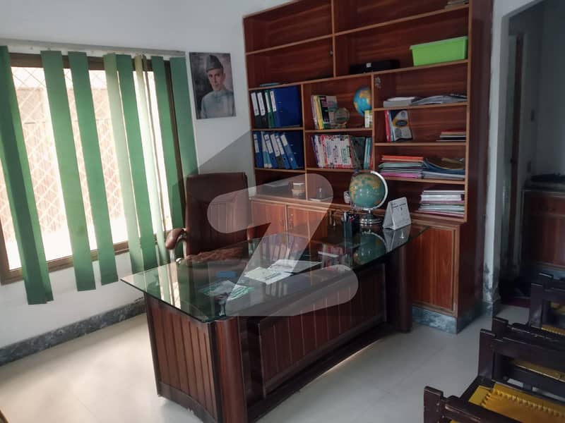 20 Marla House For sale In Chak Jhumra Chak Jhumra In Only Rs. 35,000,000