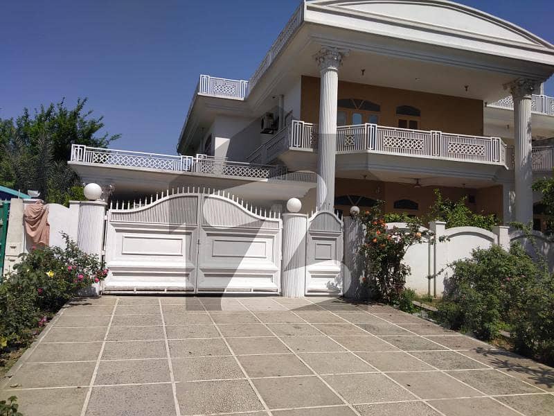 2 Kanal Double Unit House is available For Sale in Islamabad
