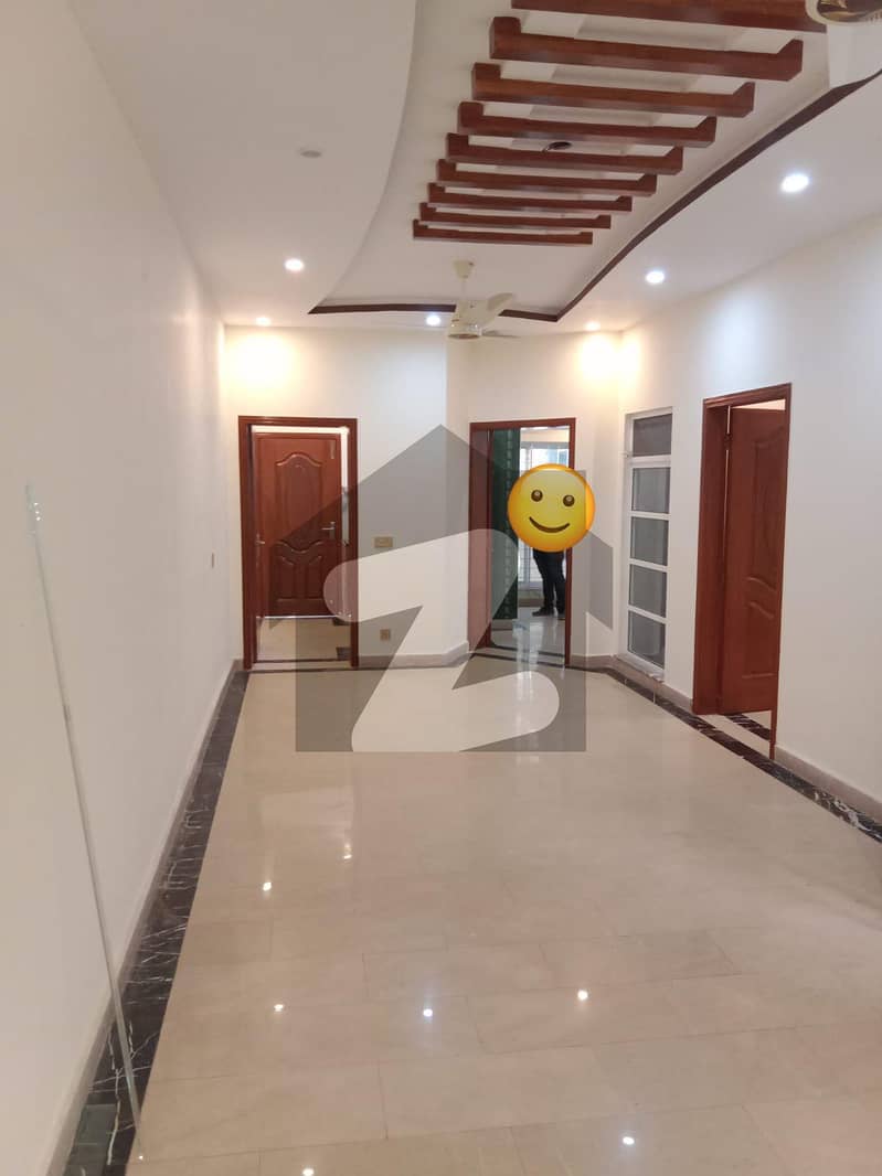 5 Marla Upper Portion Available For Rent In Dream Garden In Phase 2 Lahore