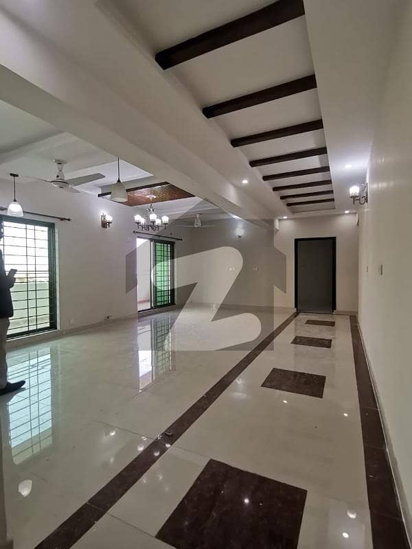 3 Bed Flat Available For Sale Army Housing Complex Askari 10 Sector F Lahore Cantt