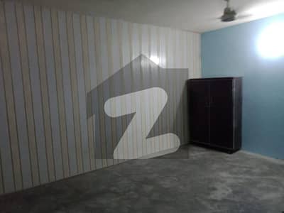 1350 Square Feet Upper Portion In Lahore Is Available For Rent