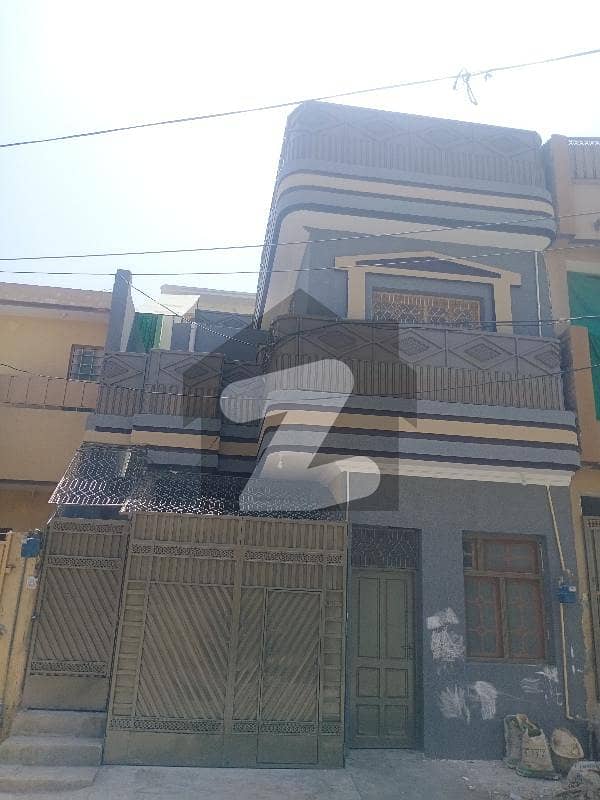 حیات آباد فیز 6 - ایف10 حیات آباد فیز 6 حیات آباد پشاور میں 3 کمروں کا 3 مرلہ زیریں پورشن 25 ہزار میں کرایہ پر دستیاب ہے۔