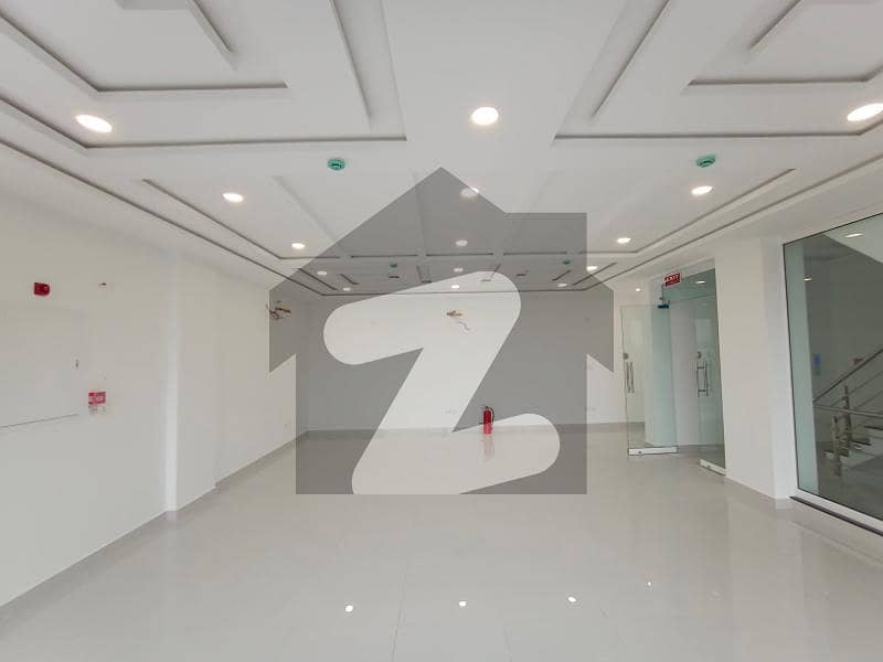 4 Marla 4th Floor Available For Rent in Dha phase 6 MB