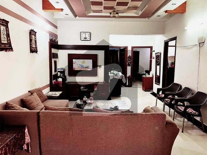 پی آئی اے ہاؤسنگ سکیم لاہور میں 5 کمروں کا 10 مرلہ مکان 1.2 لاکھ میں کرایہ پر دستیاب ہے۔