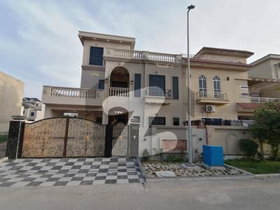 On Excellent Location House Of 10 Marla Is Available For sale In Citi Housing Society