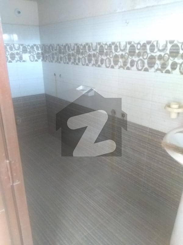 Gulshan E Iqbal Block 6 Dividing Road Gulshan E Iqbal Block 6 Dividing Road