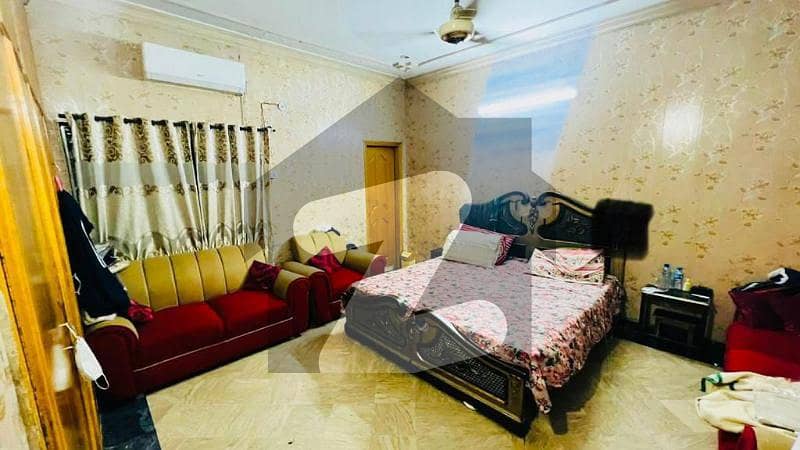 سبزہ زار سکیم ۔ بلاک کیو سبزہ زار سکیم لاہور میں 2 کمروں کا 5 مرلہ بالائی پورشن 28 ہزار میں کرایہ پر دستیاب ہے۔