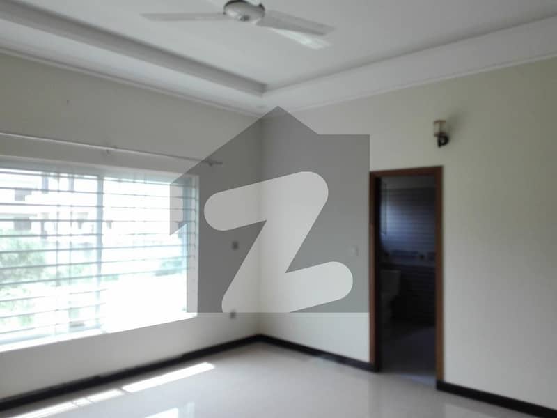 14 Marla House In PWD Housing Scheme For rent