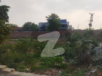 عسکری 11 عسکری,لاہور میں 9 کنال کمرشل پلاٹ 25.0 لاکھ میں کرایہ پر دستیاب ہے۔