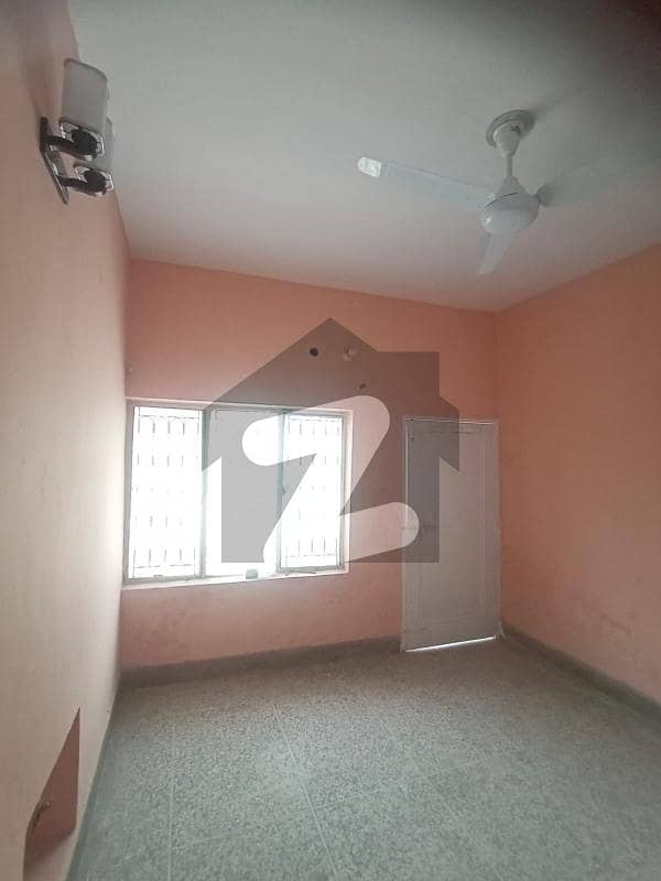 Highly-Desirable 1000 Square Feet House Available In I-10 Highly-Desirable 1000 Square Feet House Available In I-10