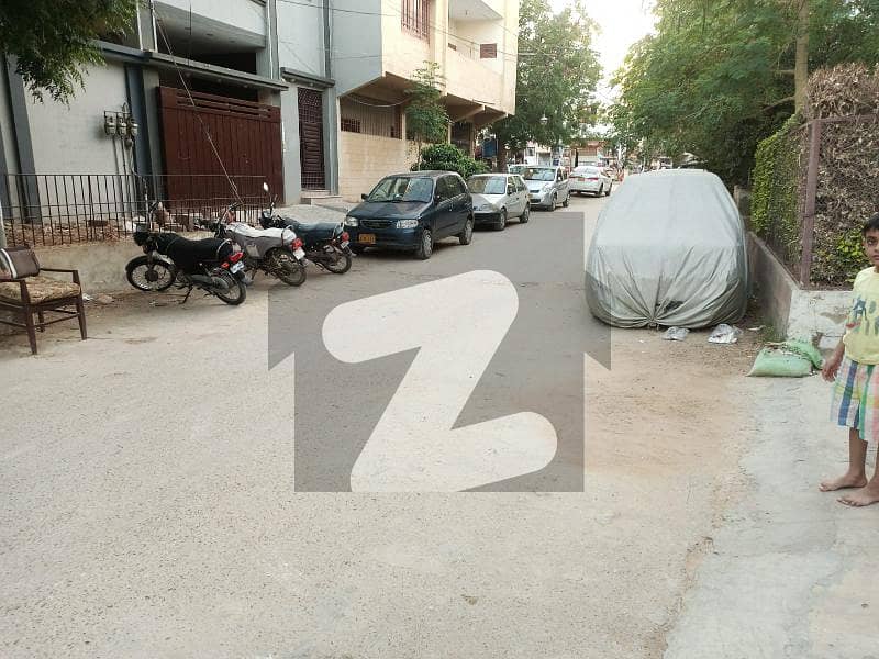 240 Square Yards Bungalow For Sale In Gulshaneiqbal Block 2 Gulshan