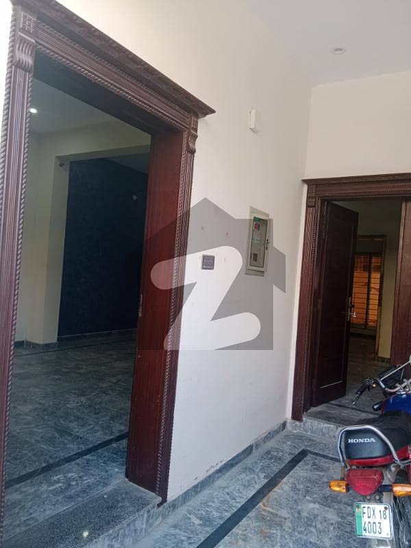 5 Marla Lower Portion Available For Rent In C Block Phase 1 Dream Gardens Lahore