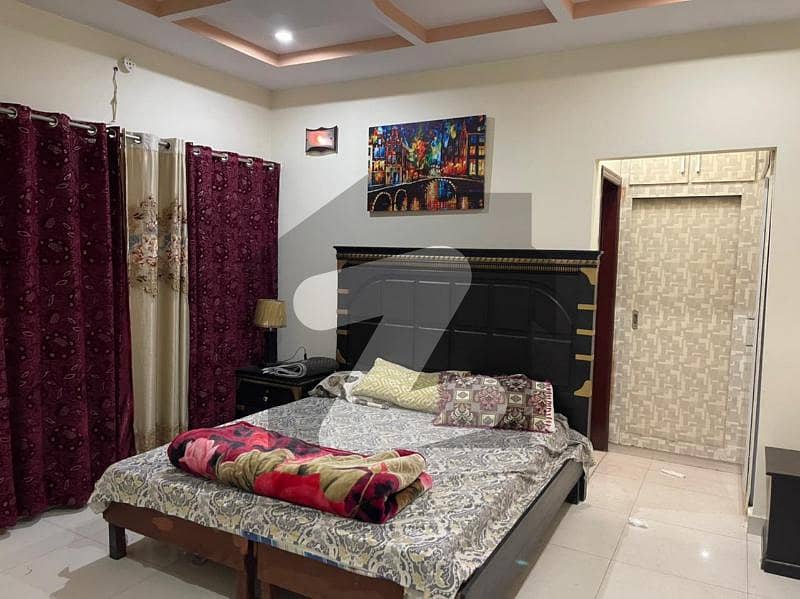 بحریہ ٹاؤن سیکٹر سی بحریہ ٹاؤن لاہور میں 3 کمروں کا 5 مرلہ فلیٹ 1 لاکھ میں کرایہ پر دستیاب ہے۔