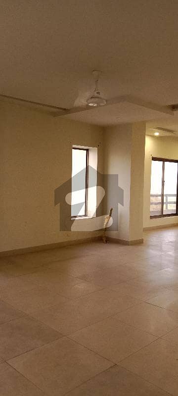 Flat Of 3700 Square Feet Available For Rent In Zarkon Heights