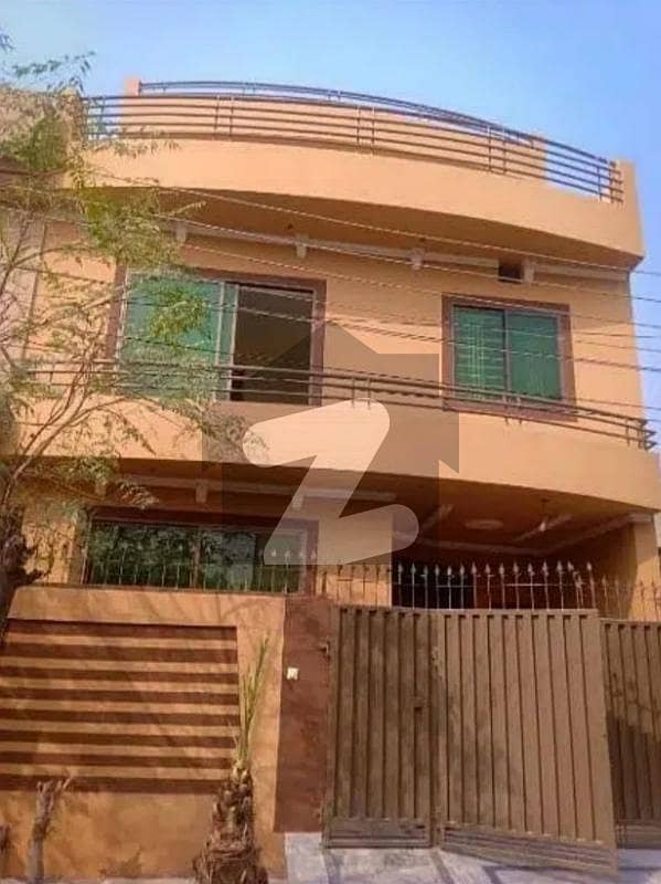 5 Marla Triple Storey Well Maintained Newly Renovated House Is Available For Rent In Wapda Town Phase 1 Block G5 Lahore