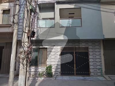خالد پارک شنگھائی روڈ لاہور میں 5 کمروں کا 5 مرلہ مکان 1.75 کروڑ میں برائے فروخت۔