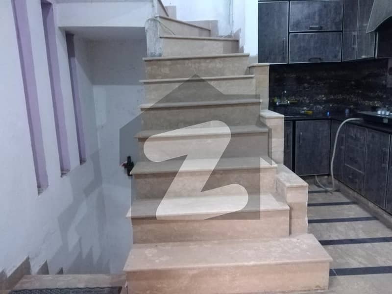 Family flat for rent Punjab Coop Housing Society, Lahore ID44996217